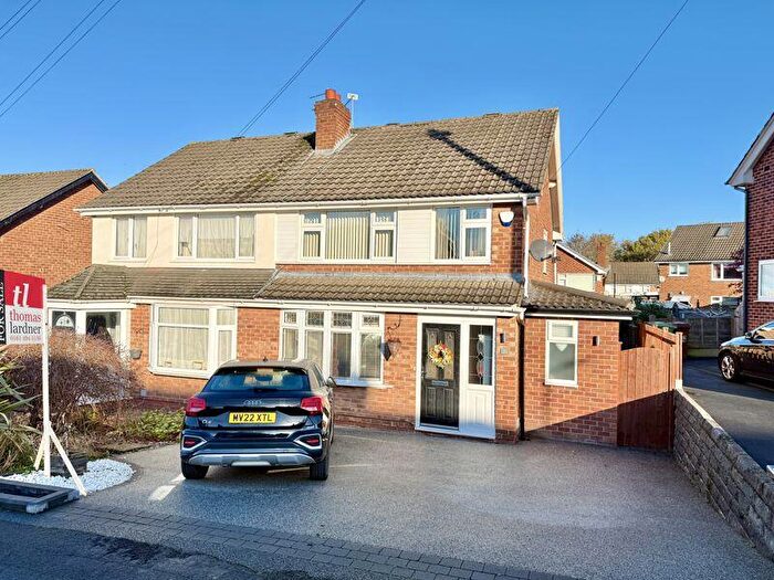 4 Bedroom Semi-Detached House For Sale In Henbury Drive, Woodley, SK6