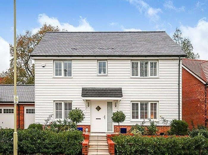 4 Bedroom Detached House For Sale In Treviglio Close, Romsey, Hampshire, SO51