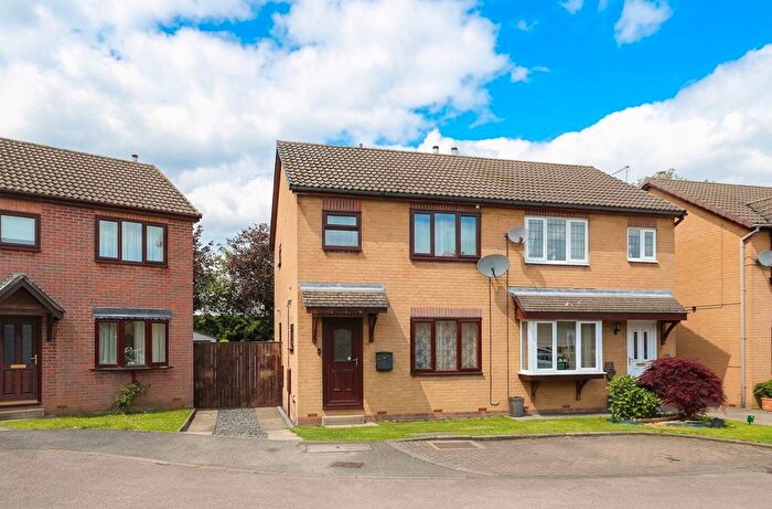 3 Bedroom Semi-Detached House For Sale In Broomwood Gardens, Beighton, S20