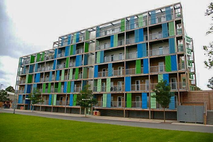 2 Bedroom Apartment To Rent In Warren Close, CB2