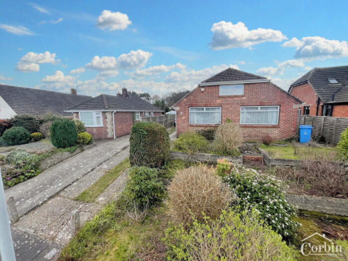 3 Bedroom Detached Bungalow For Sale In Hull Crescent, Bournemouth, BH11