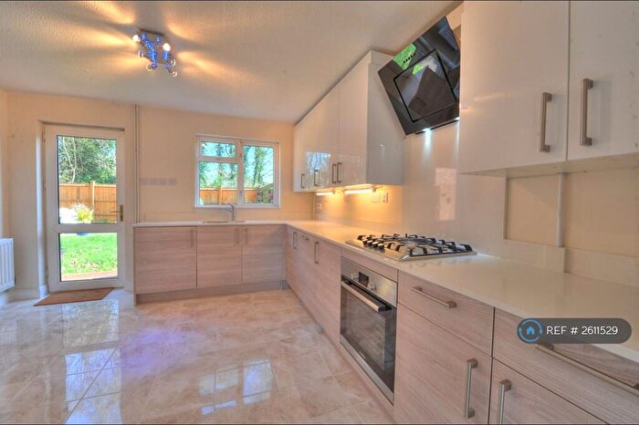 4 Bedroom Detached House To Rent In The Spinney, Milton Keynes, MK13