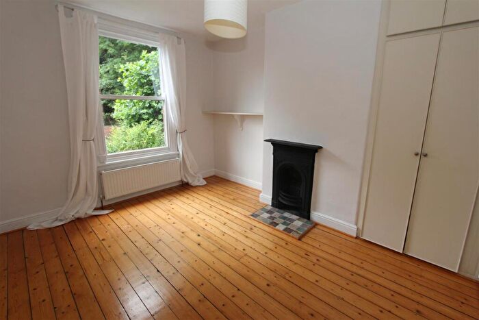 2 Bedroom Terraced House To Rent In Wharfedale Place, Meanwood, LS7