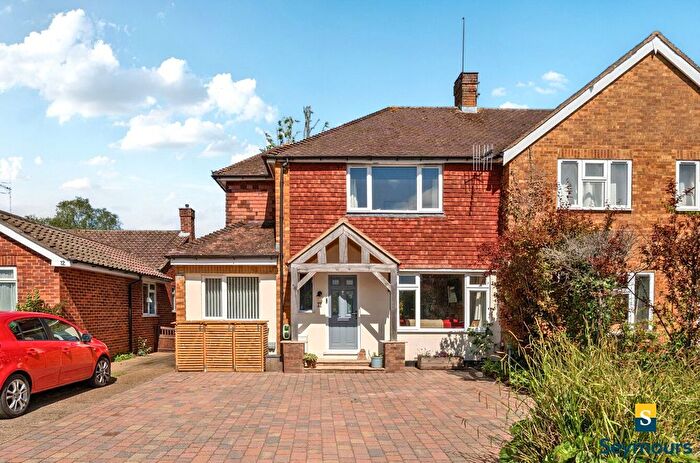 3 Bedroom Semi Detached House For Sale In Guildford, Surrey, GU1