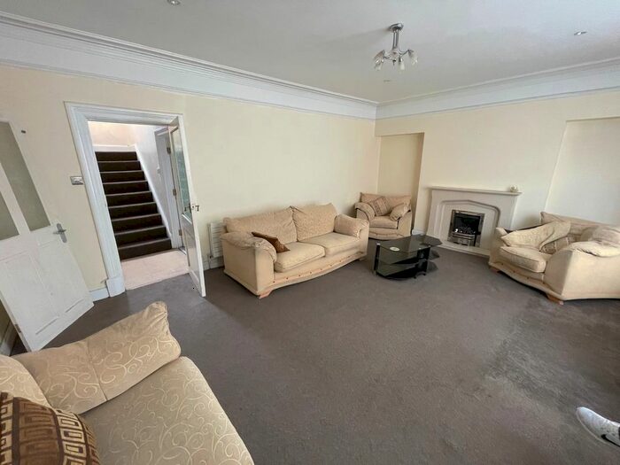 4 Bedroom Flat To Rent In Commercial Road, Newport, NP20