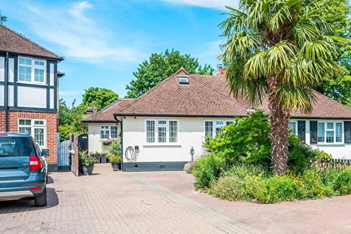 3 Bedroom Bungalow For Sale In Eastdean Avenue, Epsom, KT18
