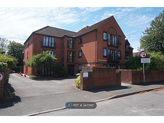 1 Bedroom Flat To Rent In Capstan House, Southampton, SO15