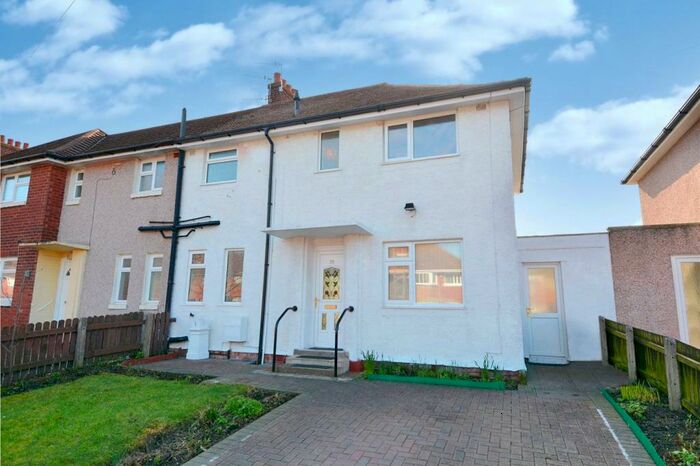 3 Bedroom End Of Terrace House To Rent In Gilroy Road, West Kirby, Wirral, CH48
