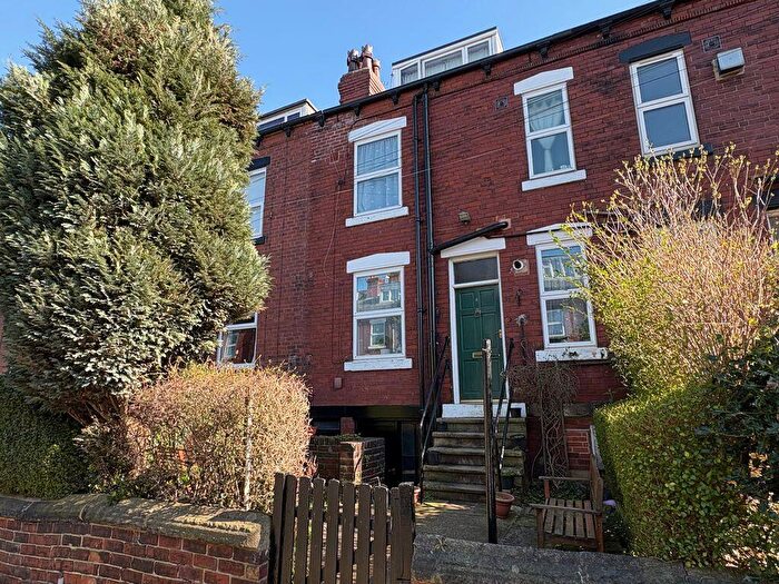 2 Bedroom Terraced House For Sale In Graham Street, Leeds, LS4