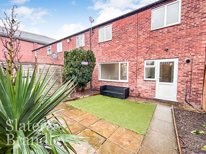 2 Bedroom Terraced House To Rent In Gosforth Court, Nottingham, Nottinghamshire, NG2