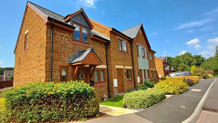 2 Bedroom End Of Terrace House For Sale In The Grange, Hook Norton, OX15