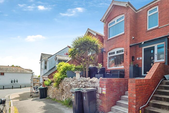 3 Bedroom Terraced House For Sale In All Saints Road, Weymouth, DT4