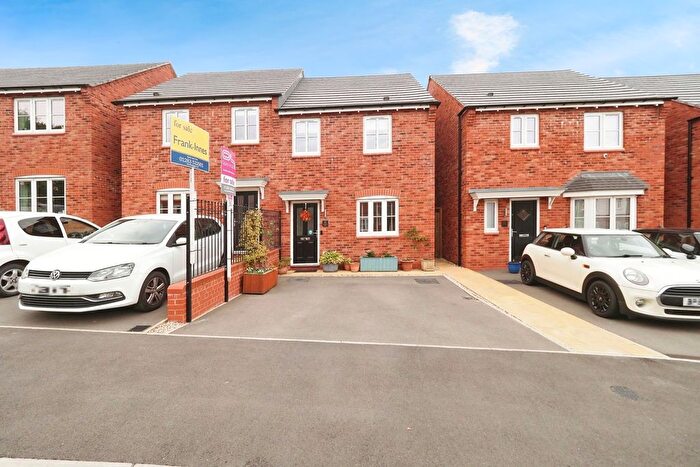 3 Bedroom Semi-Detached House For Sale In Ivatt Close, Midway, Swadlincote, Derbyshire, DE11