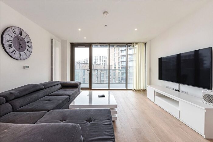 2 Bedroom Flat To Rent In Commodore House, Admiralty Avenue, Royal Wharf, London, E16