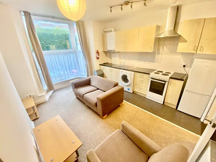 1 Bedroom Flat To Rent In Mirador Crescent, Uplands, Swansea, SA2