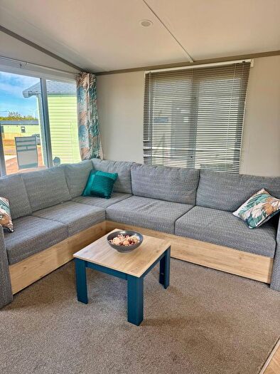 2 Bedroom Park Home For Sale In Eyemouth Road, Coldingham, Eyemouth, TD14