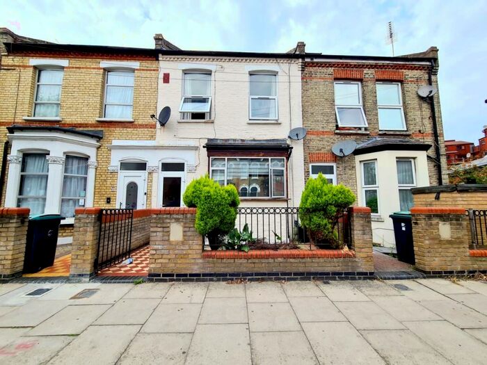 5 Bedroom Terraced House To Rent In Park Ridings, Harringay, N8