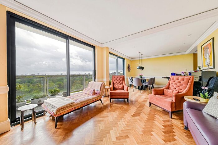 3 Bedroom Flat To Rent In Primrose Court, - Prince Albert Road, London, NW8