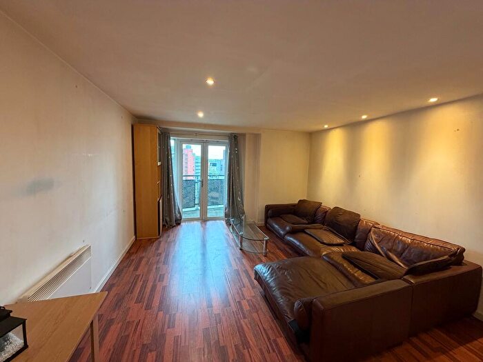 1 Bedroom Apartment To Rent In Th Floor Masshouse Bed With Balcony, B5