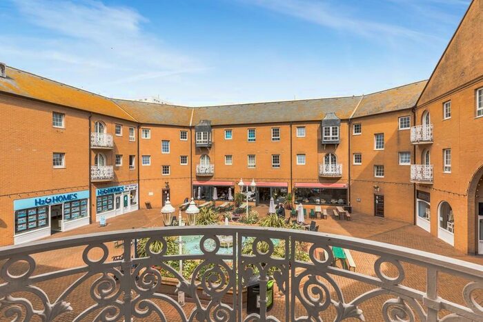 1 Bedroom Apartment To Rent In The Octagon, BN2