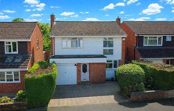 4 Bedroom Detached House For Sale In Chalfont Close, Woodhall Farm, Hemel Hempstead, HP2