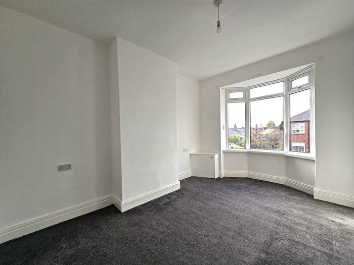 2 Bedroom Flat To Rent In Briar Edge, Forest Hall, Newcastle Upon Tyne, NE12
