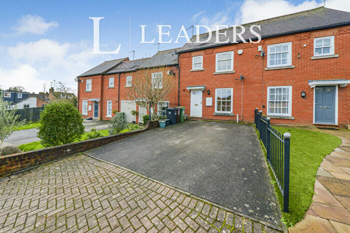 2 Bedroom Terraced House To Rent In Goldsmith Way, AL3