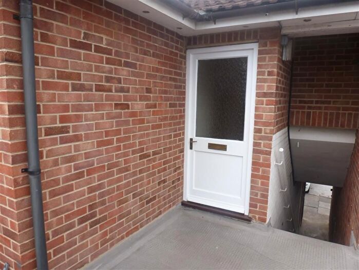 2 Bedroom Flat To Rent In New Zealand Lane, Duffield, Belper, DE56