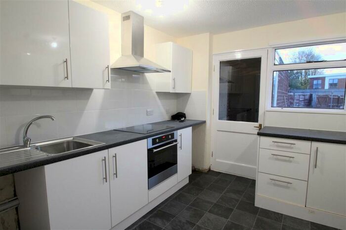 3 Bedroom House To Rent In Cleveland Road, Aylesbury, HP20