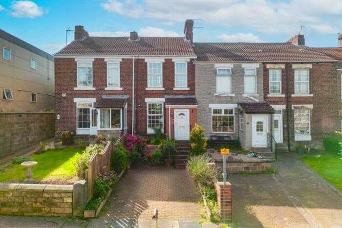 3 Bedroom Terraced House To Rent In Boston Castle Terrace, Rotherham, S60