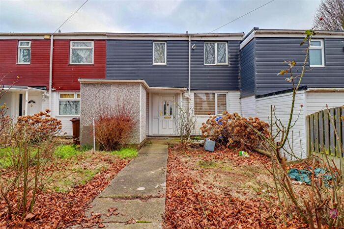 2 Bedroom Terraced House For Sale In Croft Road, Sheffield, S12