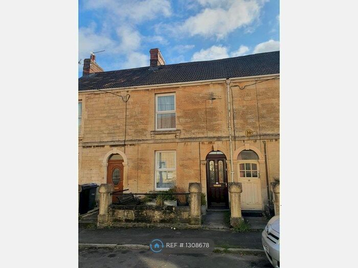 2 Bedroom Terraced House To Rent In Gladstone Road, Trowbridge BA14