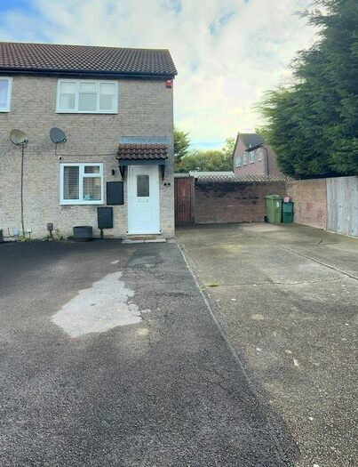 2 Bedroom Semi-Detached House To Rent In Frewin Close, Cheltenham, GL51