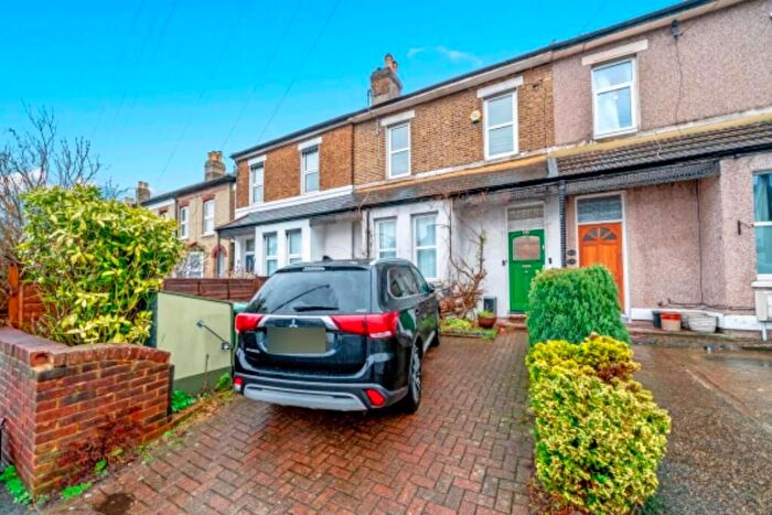 4 Bedroom Terraced House To Rent In West Street, Carshalton, SM5