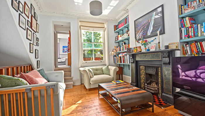 4 Bedroom Ground Maisonette For Sale In Burghley Road, Camden, London, NW5