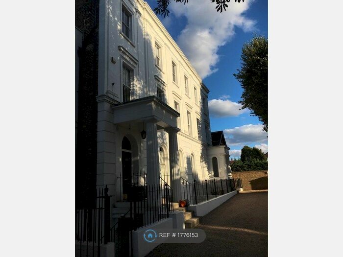 1 Bedroom Flat To Rent In Camberwell Grove, London, SE5