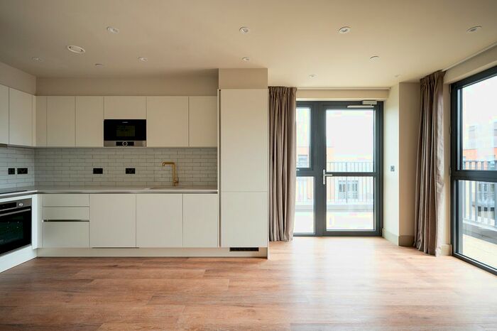 2 Bedroom Flat To Rent In The Sessile, Ashley Road, London, N17