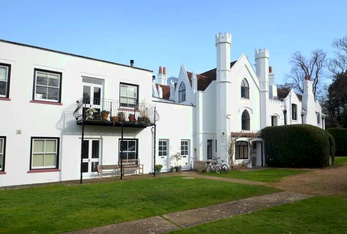 2 Bedroom Flat To Rent In Northwells, Ducie Avenue, Bembridge, PO35