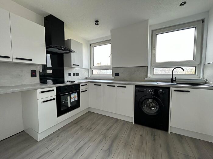 1 Bedroom Flat To Rent In Broomhill Road, Aberdeen, Aberdeenshire, AB10