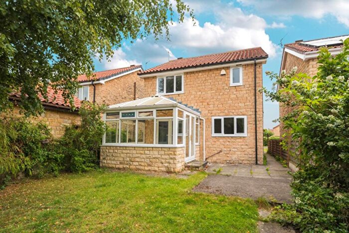 3 Bedroom Detached House To Rent In Eastfield Close, Tadcaster, North Yorkshire, LS24