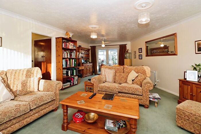 4 Bedroom Detached House For Sale In The Grove, Brightlingsea, CO7