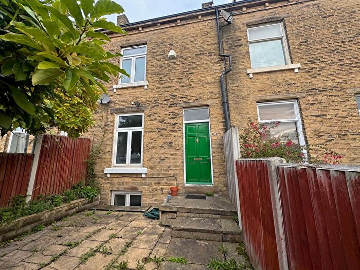 3 Bedroom Terraced House To Rent In Alexandra Road, Shipley, BD18