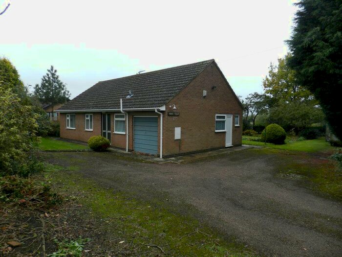 3 Bedroom Bungalow To Rent In Whilton, NN11