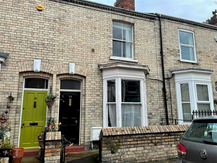 2 Bedroom Terraced House To Rent In Russell Street, York, YO23