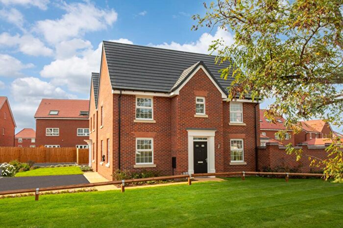 4 Bedroom Detached House For Sale In Shaftmoor Lane, Hall Green, Birmingham, West Midlands, B28