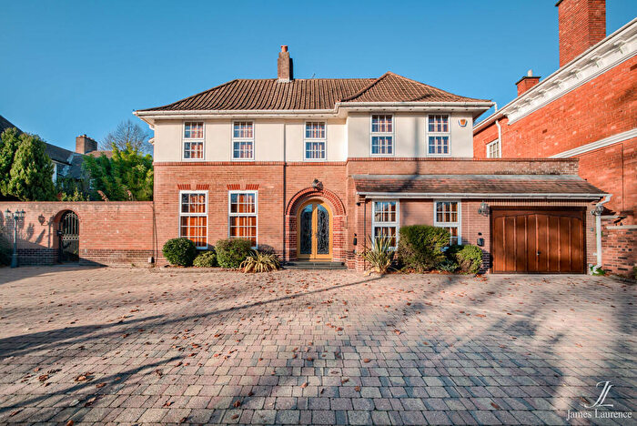 7 Bedroom Detached House To Rent In Harborne Road, Edgbaston, Birmingham, B15
