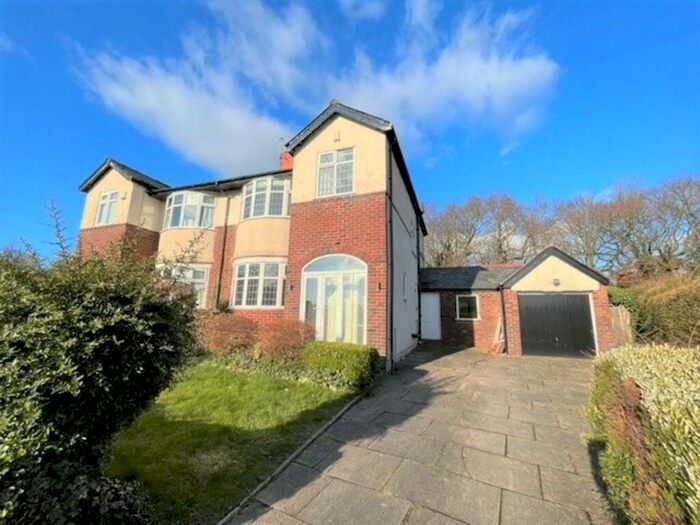 3 Bedroom Semi-Detached House To Rent In Yewlands Drive, Fulwood, Preston, PR2