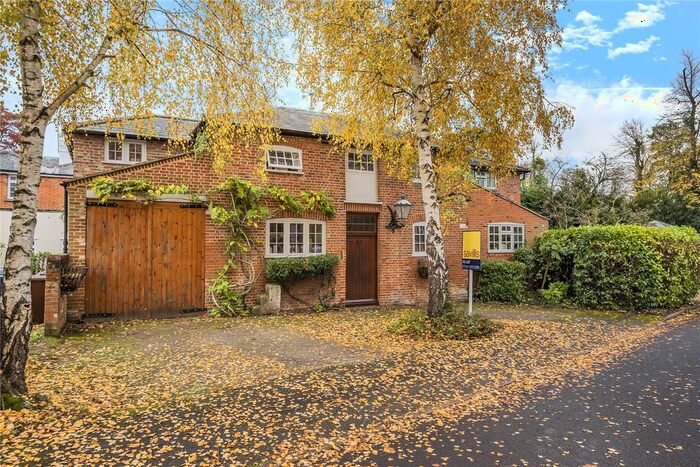 4 Bedroom Detached House To Rent In Spencer Gardens, Englefield Green, Egham, Surrey, TW20