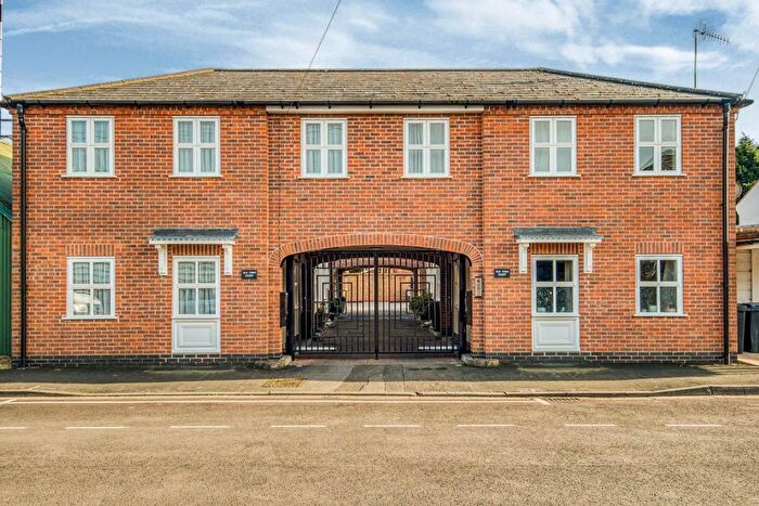 3 Bedroom Mews For Sale In New Broad Street, Stratford-Upon-Avon, CV37
