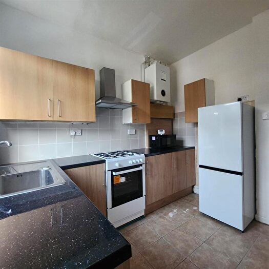 1 Bedroom House To Rent In Clitheroe Road, Manchester, M13
